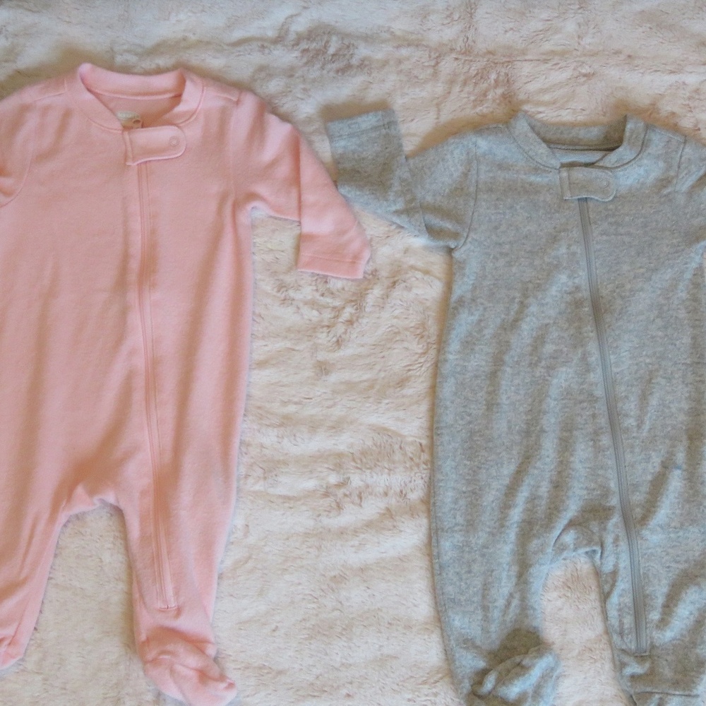 2-PACK OLD NAVY 0-3 MONTHS SLEEPERS